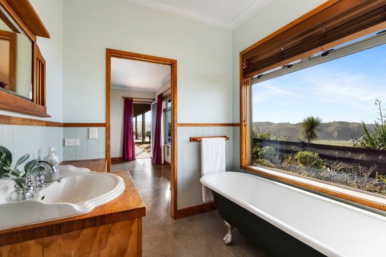 Photo of property in 50 Pakuratahi Valley Road, Tangoio, Napier, 4182