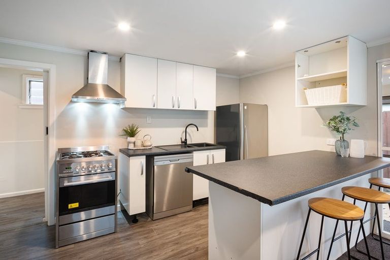 Photo of property in 17 Ensors Road, Opawa, Christchurch, 8023