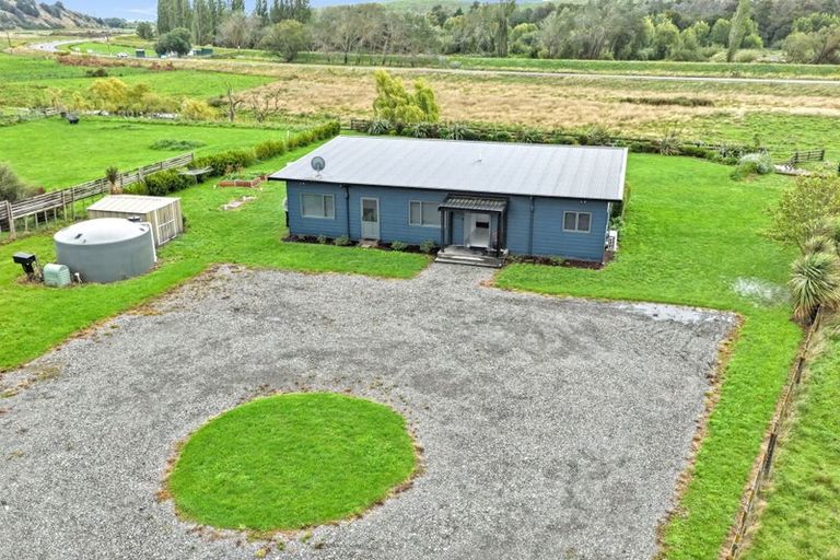 Photo of property in 50 Pukeora Scenic Road, Waipukurau, 4281