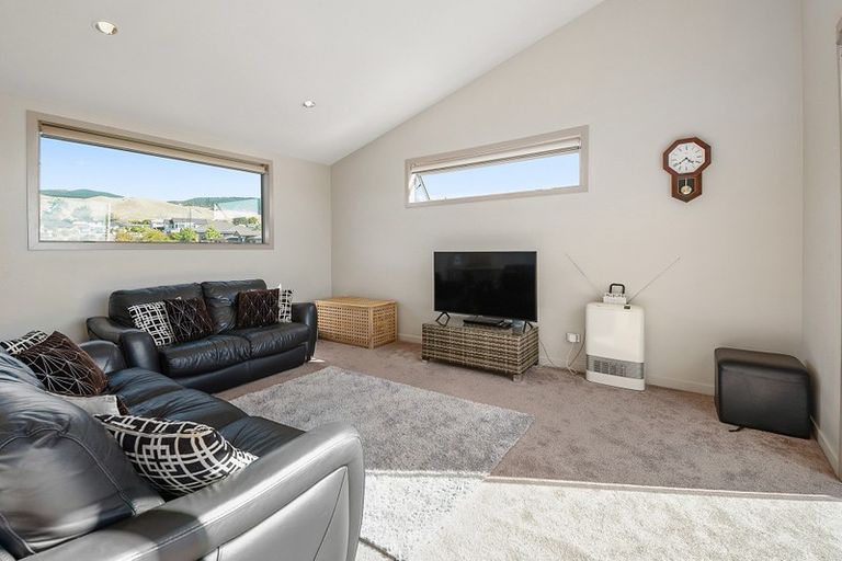 Photo of property in 15 Devoy Drive, Owhata, Rotorua, 3010