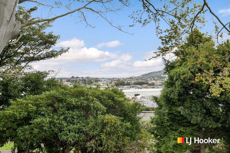 Photo of property in 76 South Road, The Glen, Dunedin, 9011