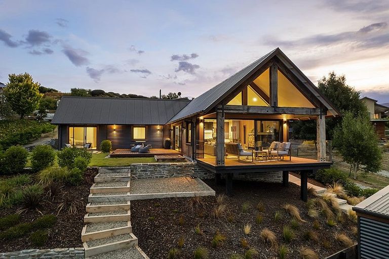 Photo of property in 17b Lawrence Street, Bannockburn, Cromwell, 9384