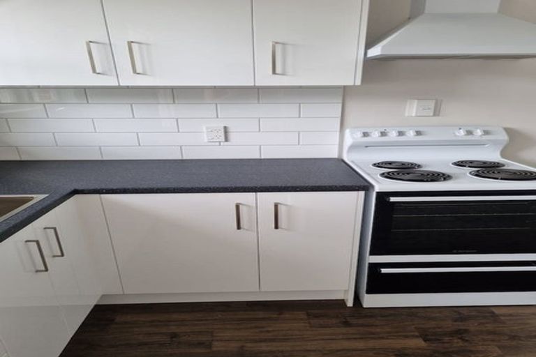 Photo of property in 1090a Fergusson Drive, Clouston Park, Upper Hutt, 5018