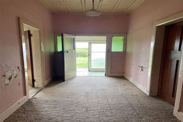 Photo of property in 127 Kakaramea Road, Kakaramea, Patea, 4598