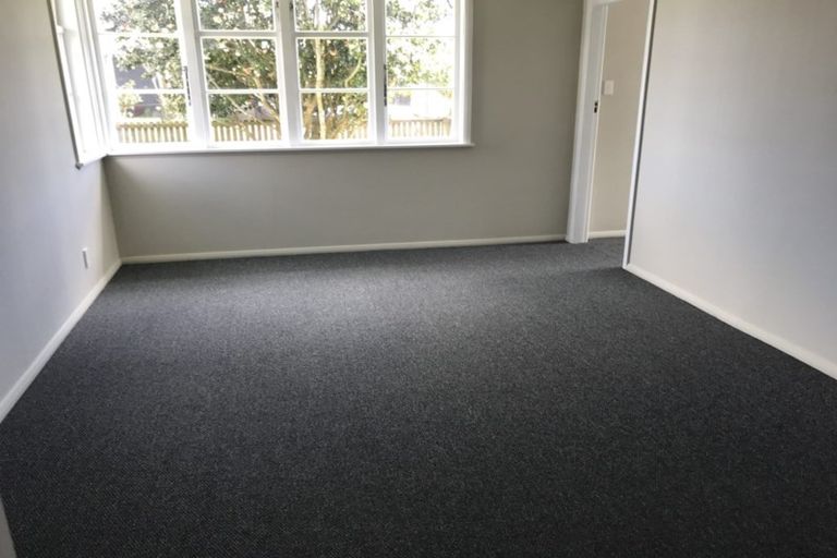 Photo of property in 12 Willis Street, Bader, Hamilton, 3206