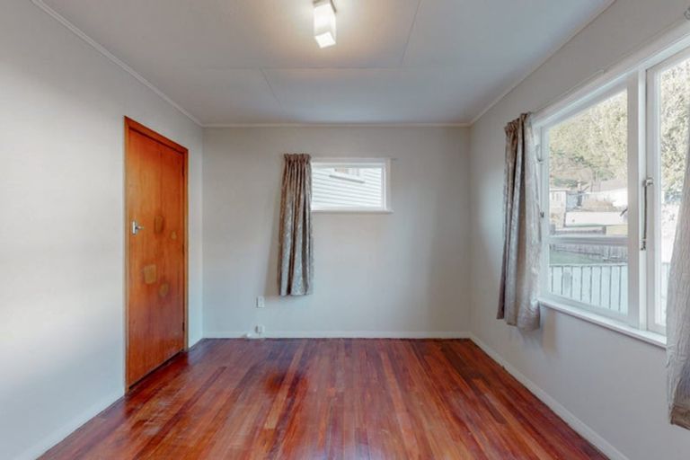 Photo of property in 29 Thirlmere Street, Wainuiomata, Lower Hutt, 5014