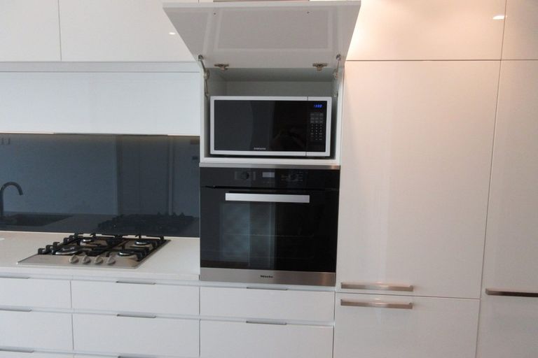 Photo of property in 906/1 Market Lane, Wellington Central, Wellington, 6011