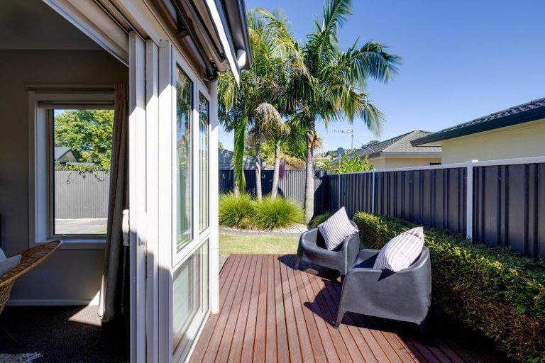 Photo of property in 2 Warwick Crescent, Taradale, Napier, 4112