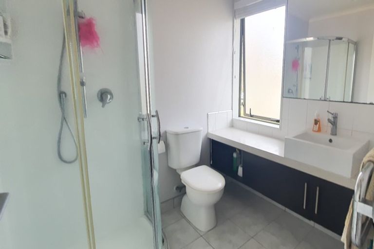 Photo of property in 63 Bruce Pulman Drive, Takanini, 2112