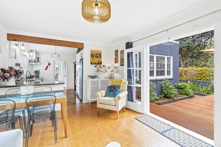 Photo of property in 14 Toi Street, Otaki Beach, Otaki, 5512