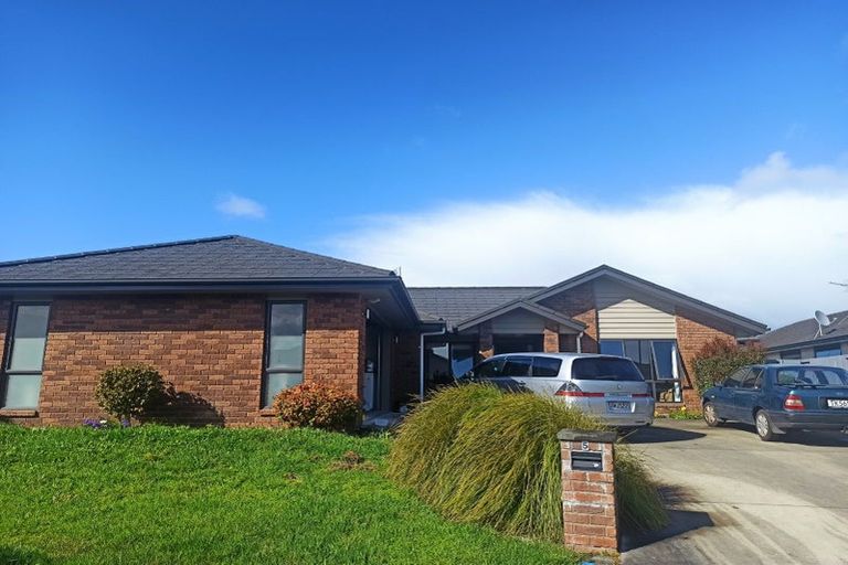 Photo of property in 5 Vanquish Place, Flagstaff, Hamilton, 3210