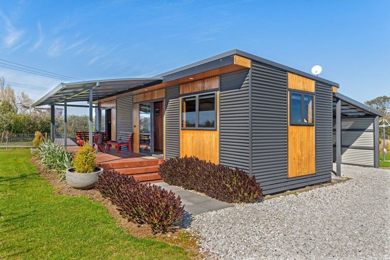 Photo of property in 26 Cameron Road, Makauri, Gisborne, 4071