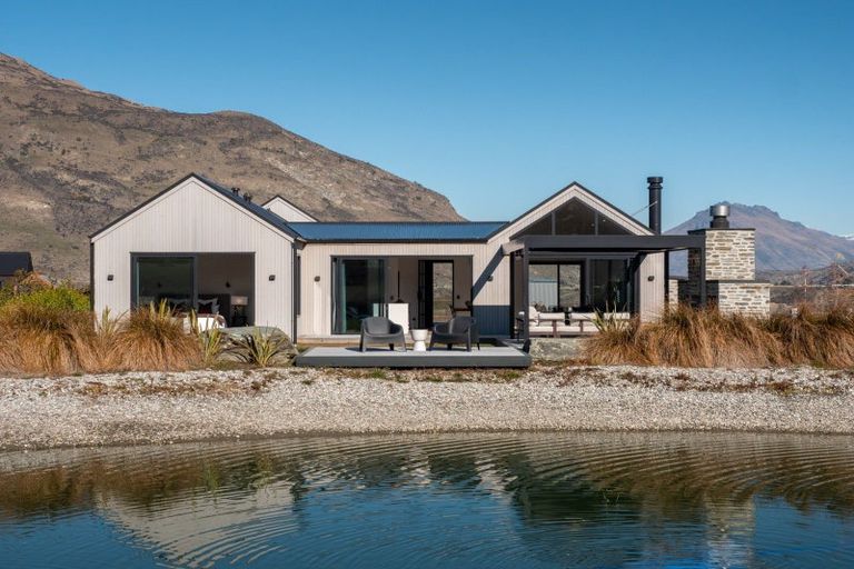 Photo of property in 10 Kahiwi Drive, Lower Shotover, Queenstown, 9304
