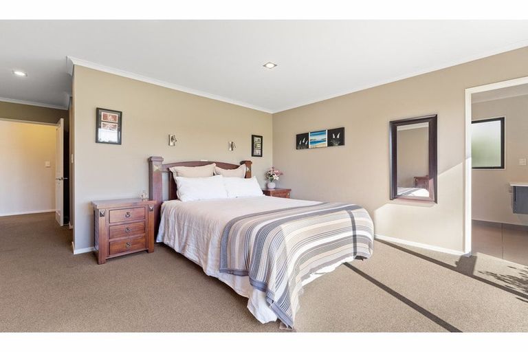 Photo of property in 18 Wanderers Avenue, Brightwater, 7022