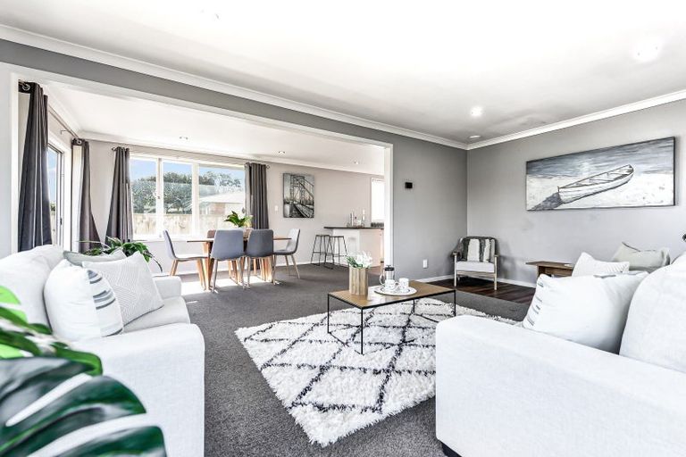 Photo of property in 10 Lugton Street, Nawton, Hamilton, 3200