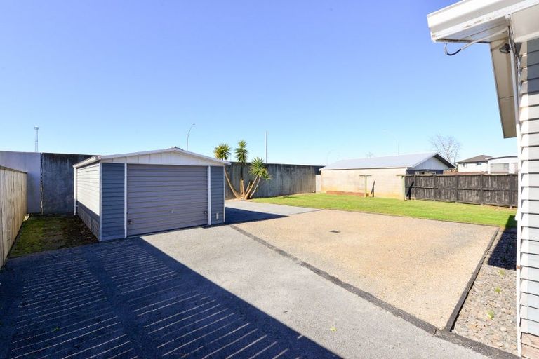 Photo of property in 10 Lugton Street, Nawton, Hamilton, 3200