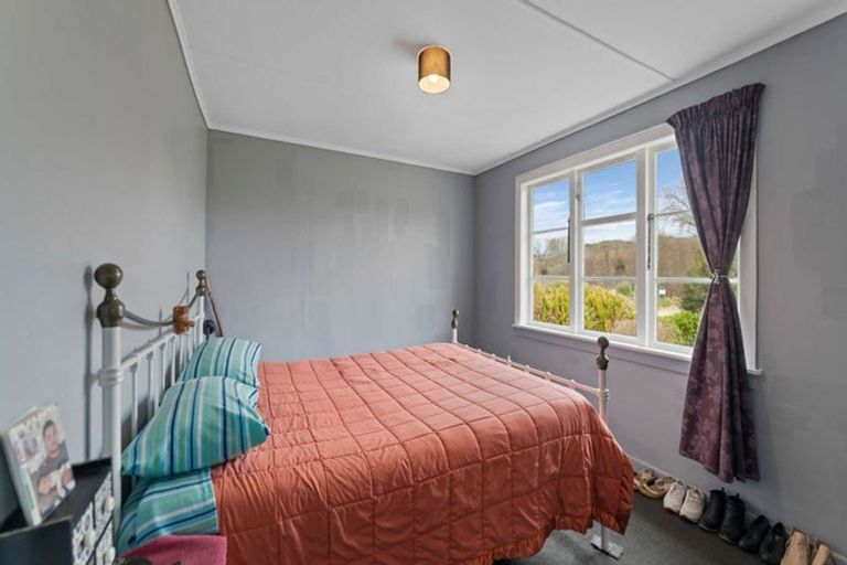 Photo of property in 23 Mangaoae Road, Te Karaka, 4091