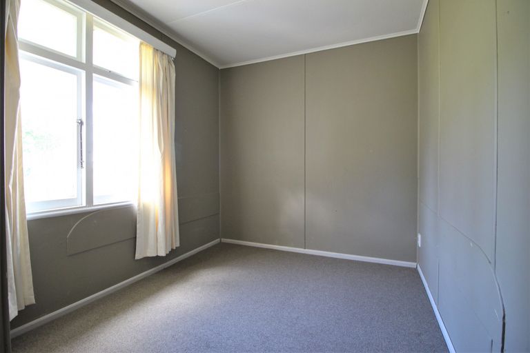 Photo of property in 43 Newcastle Street, Clyde, 9330