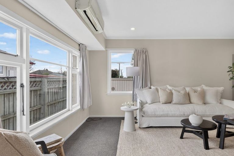 Photo of property in 43 Hounslow Street, Ilam, Christchurch, 8041