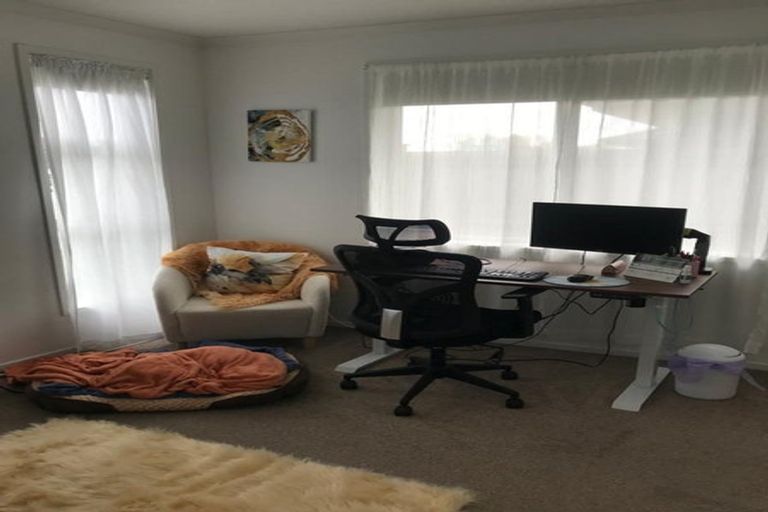 Photo of property in 12 Matawai Puna Drive, Pukekohe, 2120