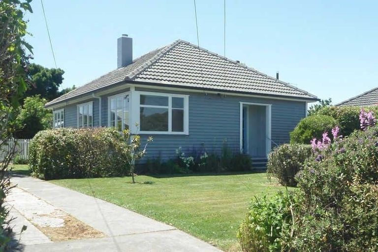Photo of property in 30 Christian Street, Bryndwr, Christchurch, 8053