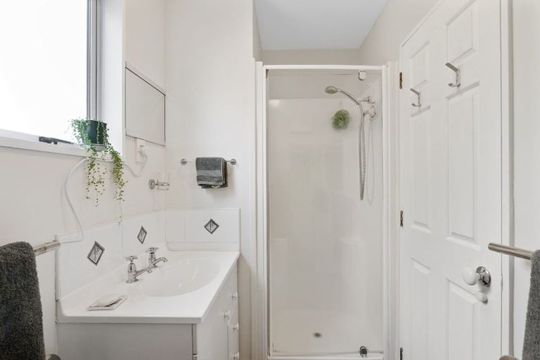 Photo of property in 1/39 Pannell Avenue, Wainoni, Christchurch, 8061