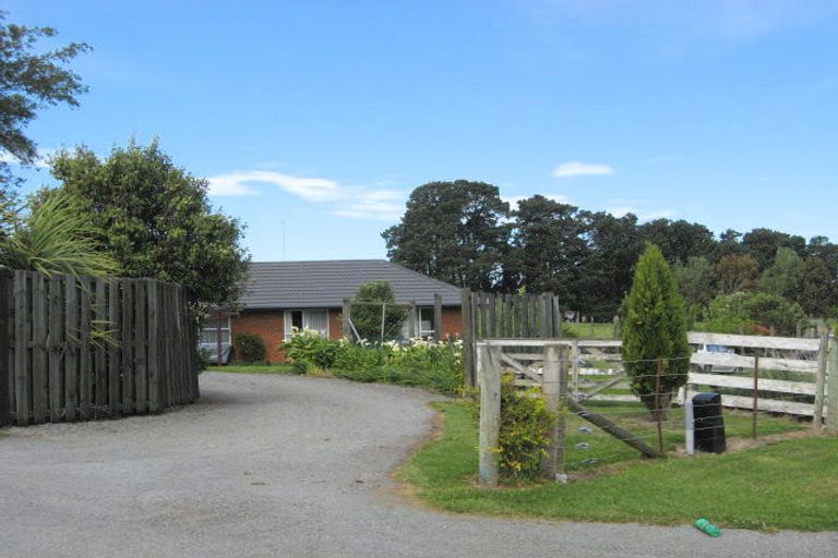 Photo of property in 64 Osborne Road, Amberley, 7410