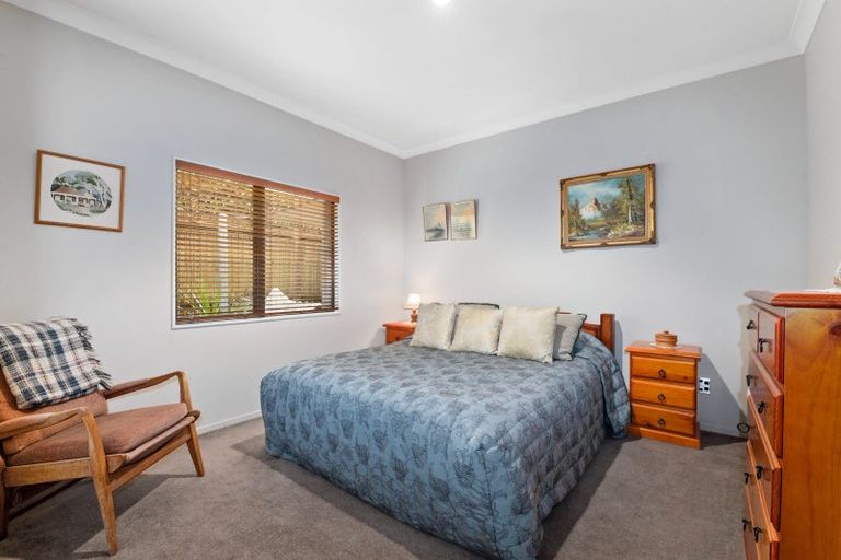 Photo of property in 9 Hayward Rise, Owhata, Rotorua, 3010