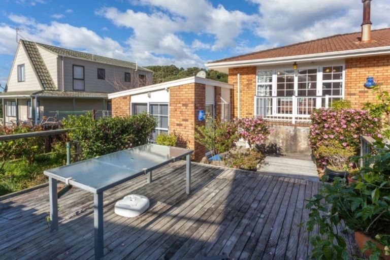 Photo of property in 103 Oratia Place, Onemana, Whangamata, 3691