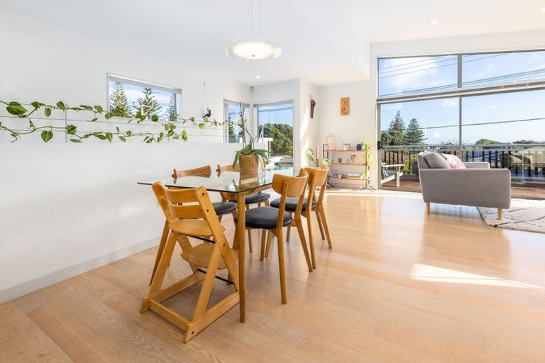 Photo of property in 20b Wharemauku Road, Raumati Beach, Paraparaumu, 5032