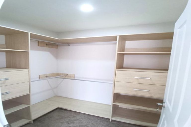 Photo of property in 73 Rosewell Crescent, Flat Bush, Auckland, 2019