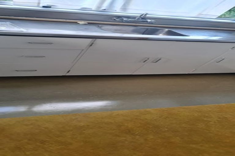 Photo of property in 33 Brennan Place, Opunake, 4616