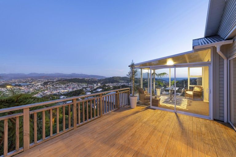 Photo of property in 47 Whaui Street, Vogeltown, Wellington, 6021