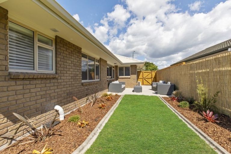 Photo of property in 691 Grenada Street, Papamoa Beach, Papamoa, 3118