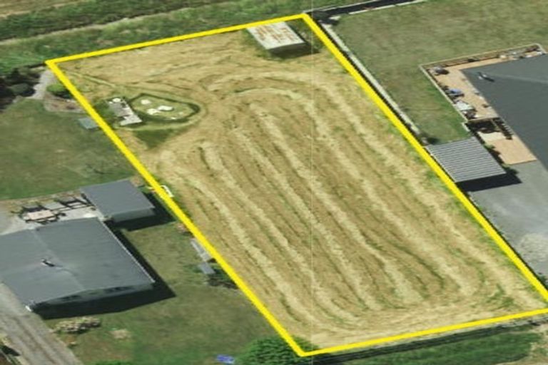 Photo of property in 447 Kainga Road, Brooklands, Christchurch, 8083