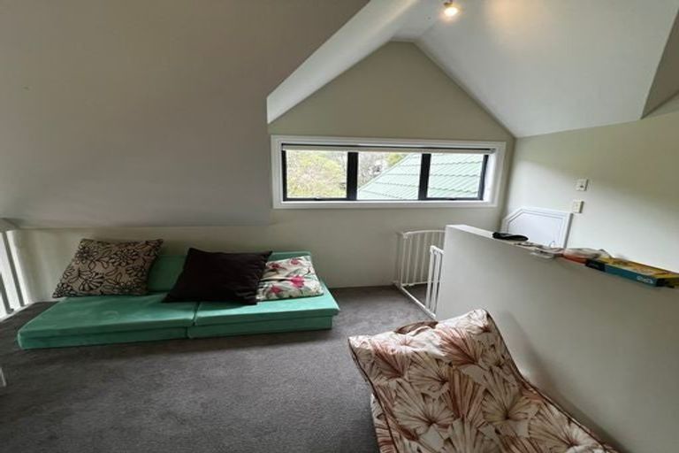 Photo of property in 2b Swainson Street, Naenae, Lower Hutt, 5011