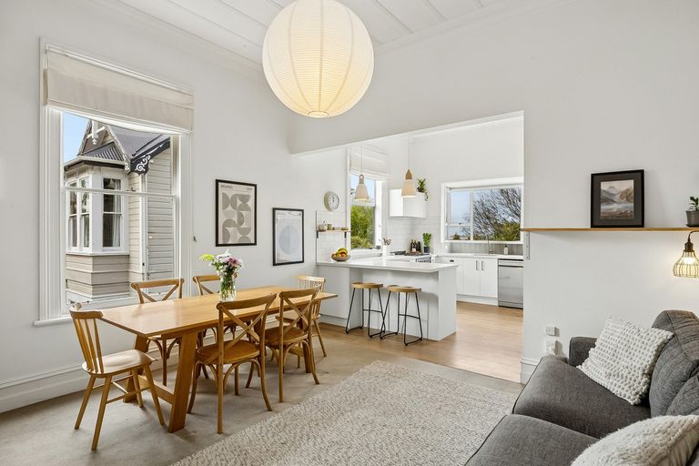 Photo of property in 10 Kilgour Street, Roslyn, Dunedin, 9010