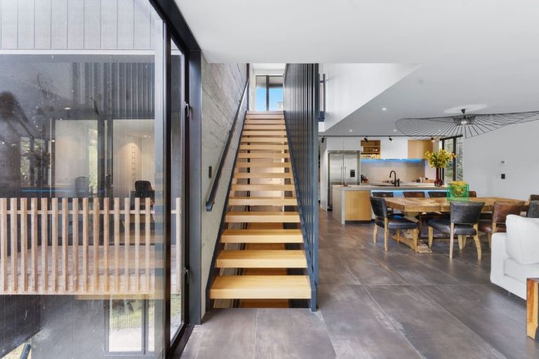 Photo of property in 61 Evelyn Road, Cockle Bay, Auckland, 2014