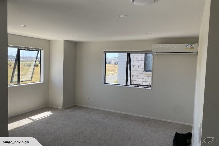Photo of property in 3 Hakinakina Drive, Flat Bush, Auckland, 2019