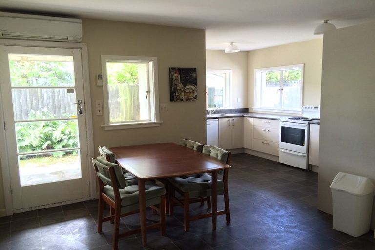 Photo of property in 118 Totara Street, Riccarton, Christchurch, 8041