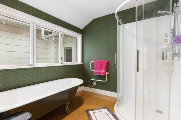 Photo of property in 5 Three Mile Hill Road, Halfway Bush, Dunedin, 9010