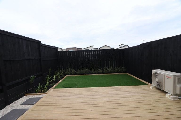 Photo of property in 29 Kiato Lane, Flat Bush, Auckland, 2019