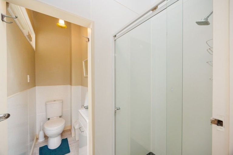 Photo of property in 5 Hokowhitu Court, Hokowhitu, Palmerston North, 4410