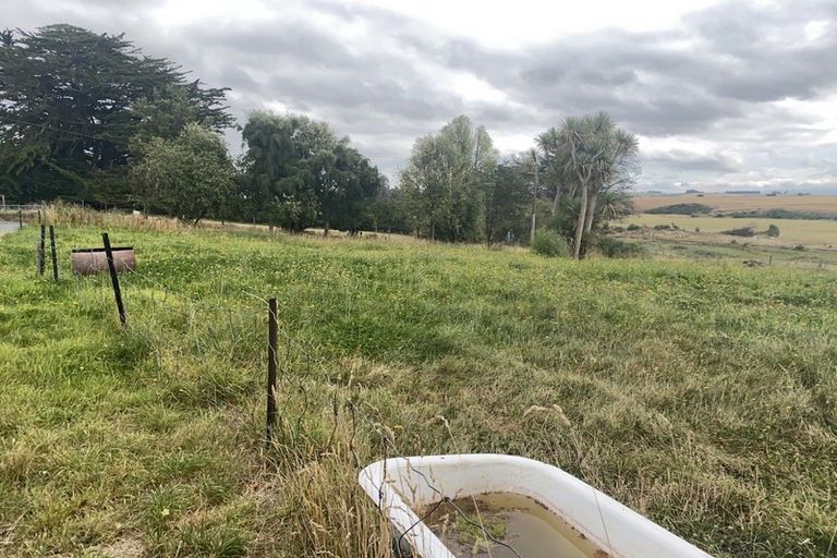 Photo of property in 11 May Street, Waiwera South, Clinton, 9584