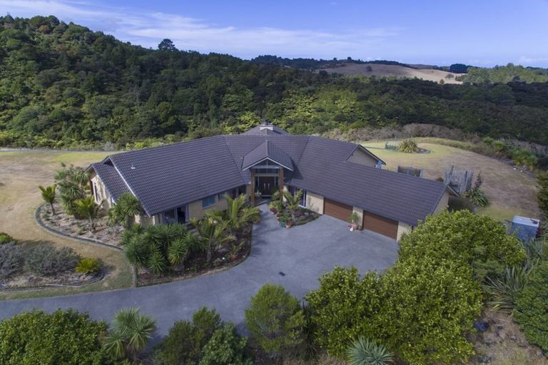 Photo of property in 210i Monowai Road, Wainui, Silverdale, 0994