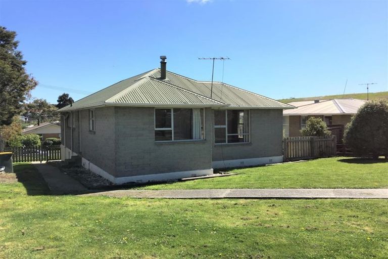 Photo of property in 2 Surrey Street, Balclutha, 9230