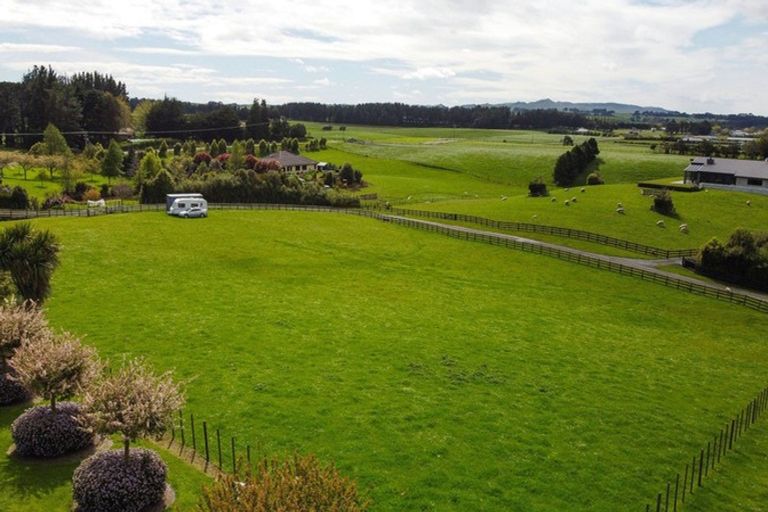 Photo of property in 143h Smith Road, Dannevirke, 4978
