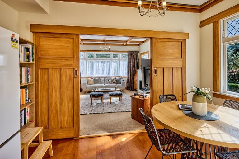 Photo of property in 1/62 Totara Crescent, Woburn, Lower Hutt, 5011