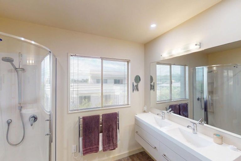 Photo of property in 51 Kent Avenue, Waitarere Beach, Levin, 5510