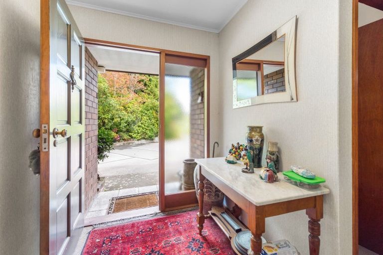 Photo of property in 1 Kerwood Place, Gore, 9710